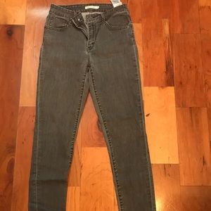 Gray 721 Levi’s Skinny Jeans